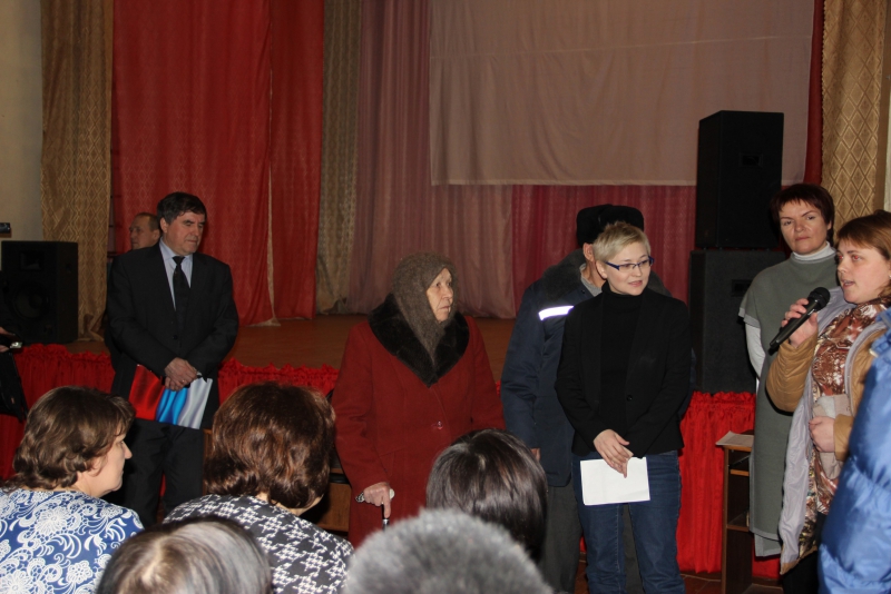 Жители Энгельсского села отстояли колокол на заброшенной лютеранской церкви