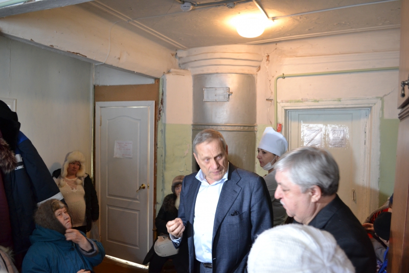 Онкологи в Советском районе провели прием жителей