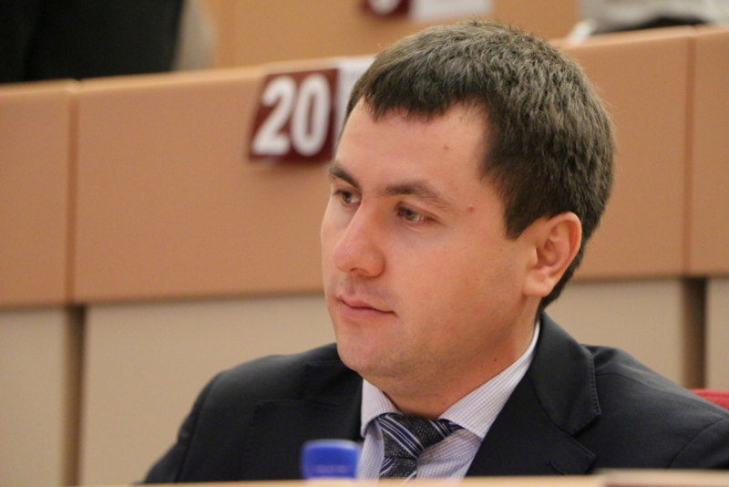 За пост председателя Саратовской гордумы поборются Ищенко, Анидалов и Малетин