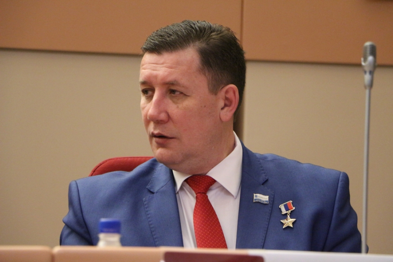 За пост председателя Саратовской гордумы поборются Ищенко, Анидалов и Малетин