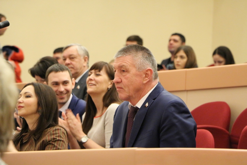 За пост председателя Саратовской гордумы поборются Ищенко, Анидалов и Малетин