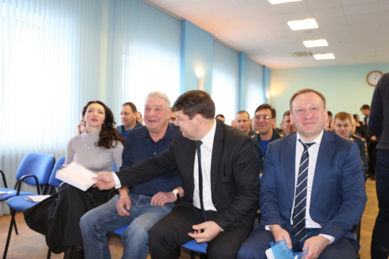 Сараев потребовал навести порядок в Затоне: Мы не можем рисковать жизнями