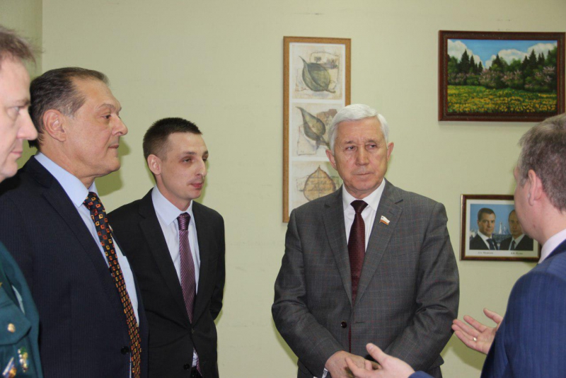 Саратовские чиновники ожидают приезда французского посла