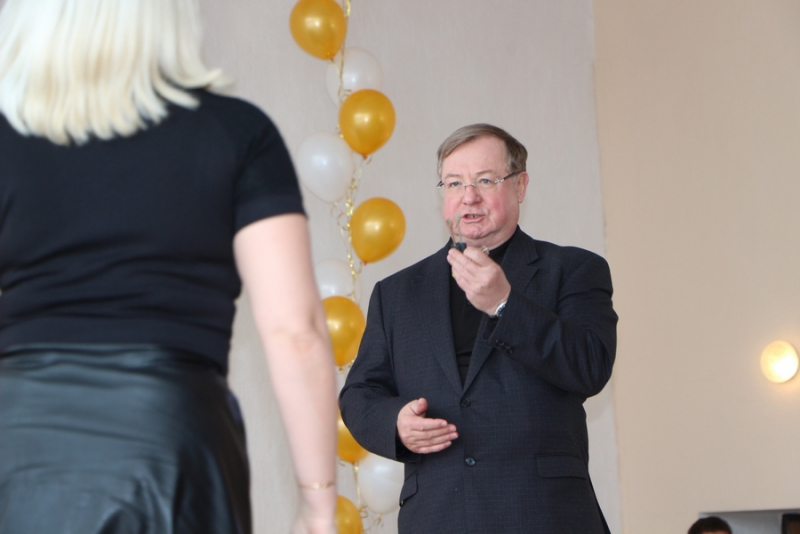 Степашин о программе переселения: Слава богу, строить есть кому