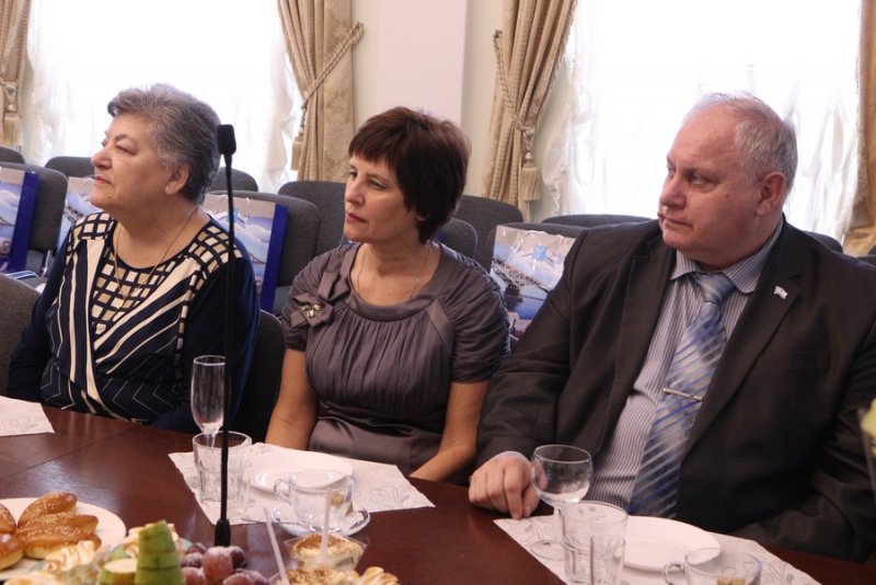 Сараев поблагодарил ветеранов муниципальной службы за верность Саратову