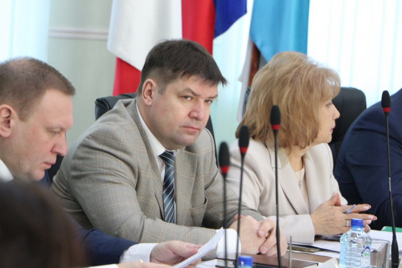 Городской чиновник рассказал, по каким показателям Саратов «проваливается»