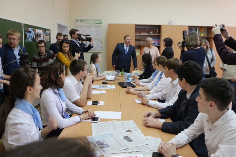 Глава Саратова рассказал детям, что он хочет и может