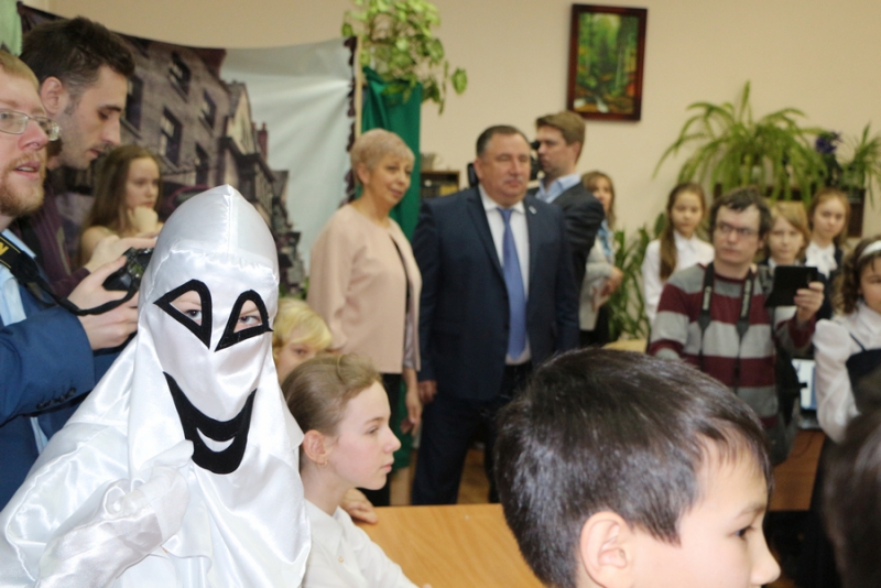 Глава Саратова рассказал детям, что он хочет и может