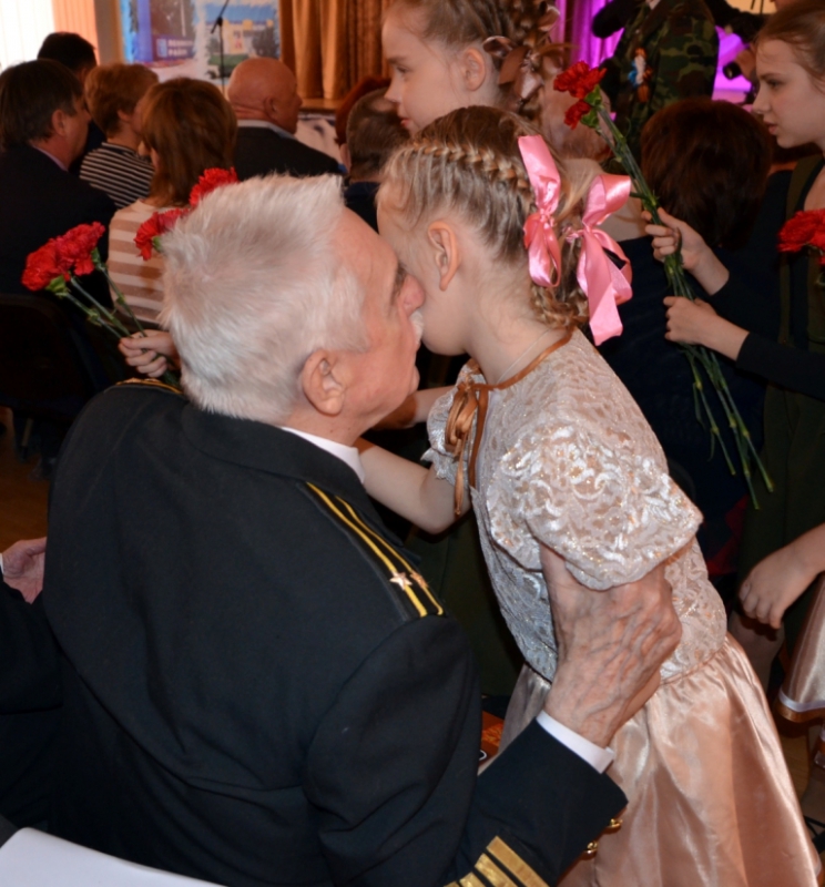 В Саратове презентовали книгу про образование в годы войны