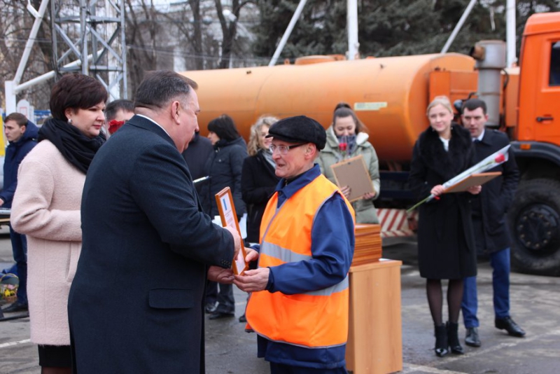 Глава Саратова: Городские службы выдержали испытание зимой