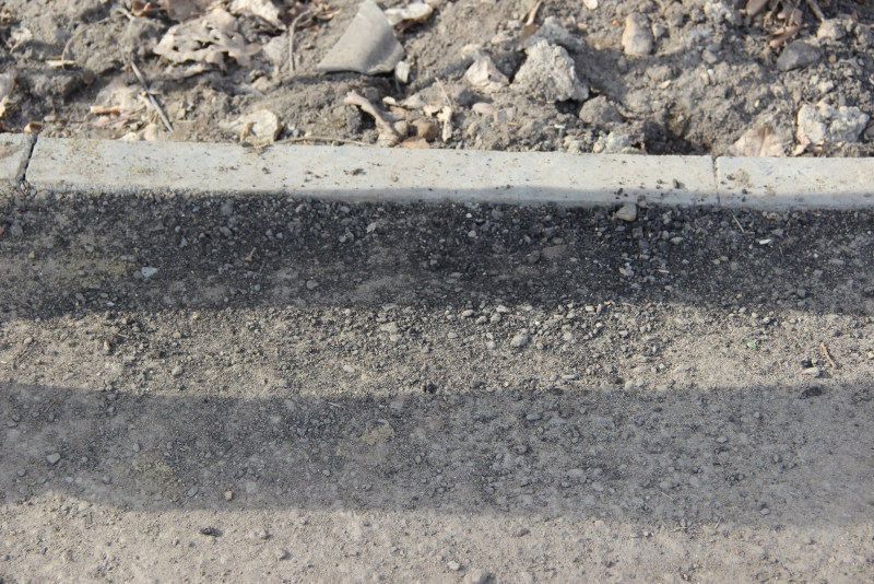 Общественники нашли в отремонтированных дворах Заводского района грязь и разруху