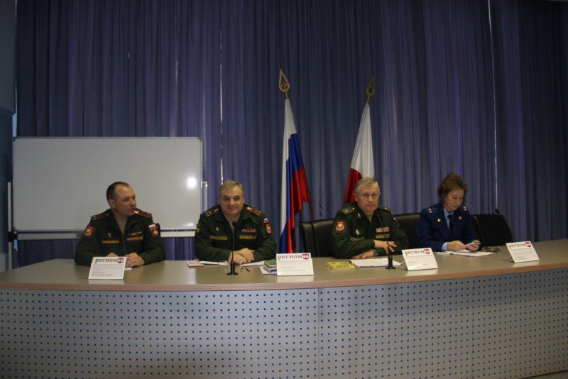 Тысяча саратовцев уклоняется от службы армии