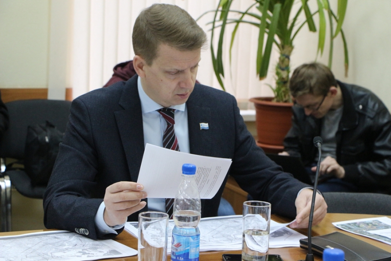 В Саратове предложено разработать целевую программу по расширению дорог