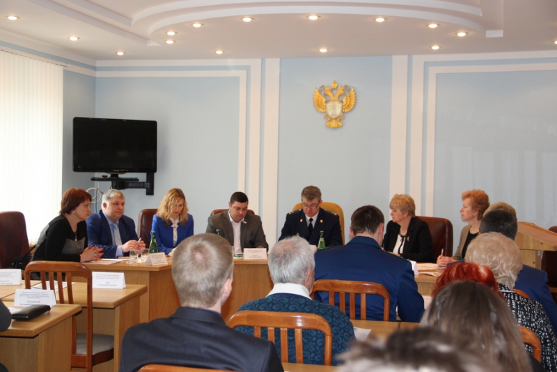 Прокуратура помогла сделать доступными для инвалидов 1500 соцобъектов