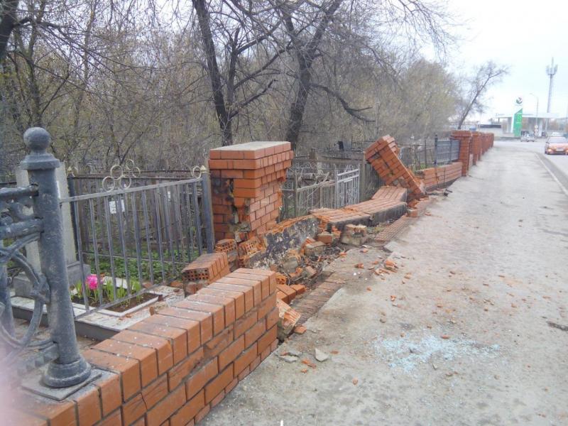 Перед тараном Воскресенского кладбища подросток сумел проехать всего 200 метров