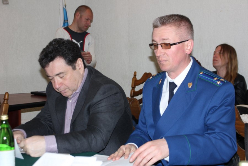 Власти Саратовской области хотят контролировать цены в школьных столовых