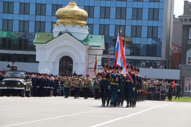 Парад Победы в Саратове привлек 10 тысяч зрителей
