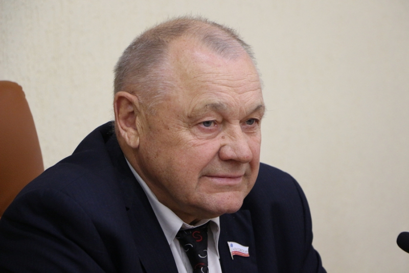 Депутат Семенец представил свою вторую книгу, которая «писалась очень легко»