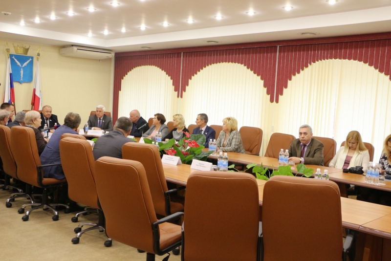 Депутат Семенец представил свою вторую книгу, которая «писалась очень легко»