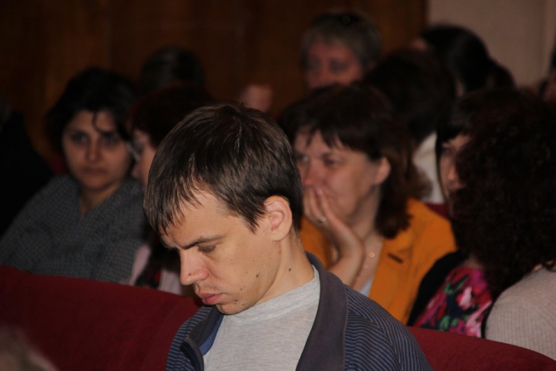 На публичных слушаниях устроили скандал из-за вырубки садов на окраине Саратова