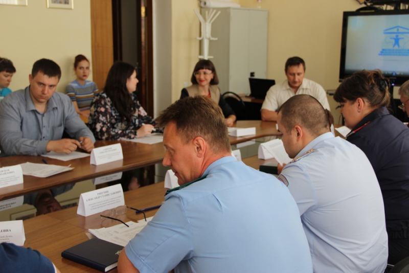 Саратовский пенсионер грозил самоубийством из-за шумных соседей