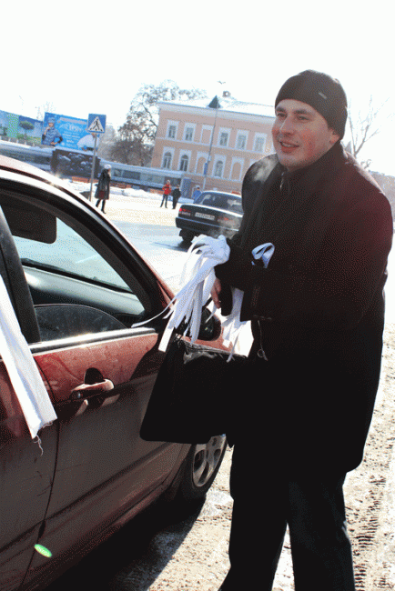 В Саратове прошел воскресный автопробег «За честные выборы!»