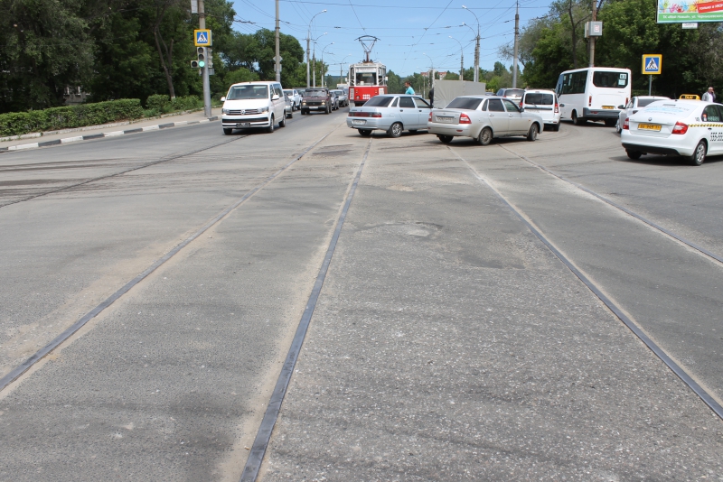 В Саратове из-за ДТП встали трамваи №9