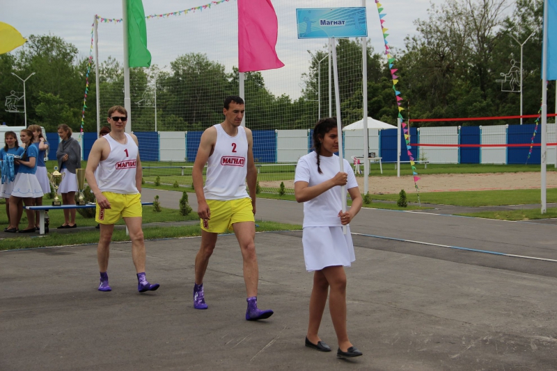 Пляжный волейбол в Татищево открыл сезон