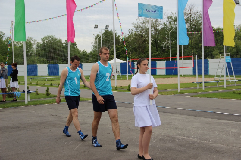 Пляжный волейбол в Татищево открыл сезон