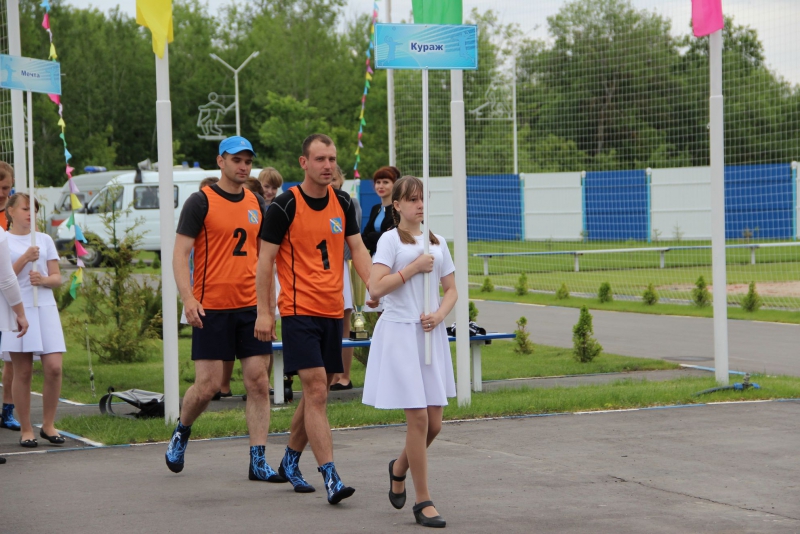 Пляжный волейбол в Татищево открыл сезон