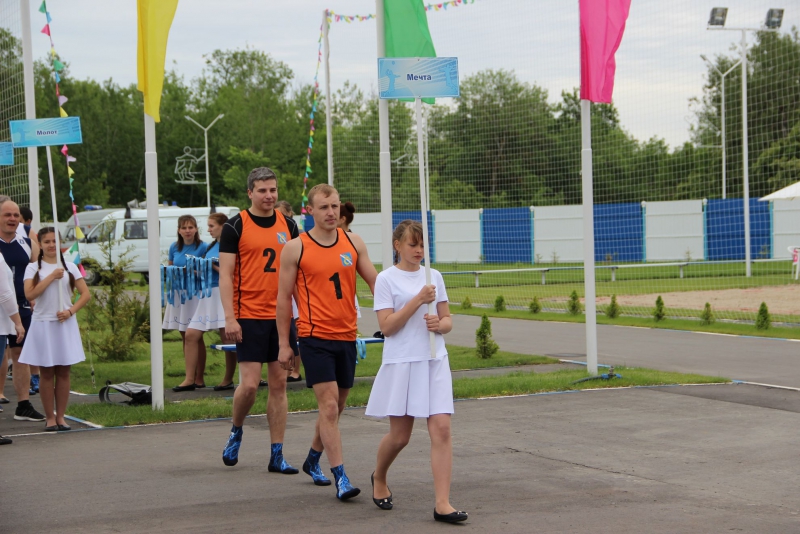 Пляжный волейбол в Татищево открыл сезон