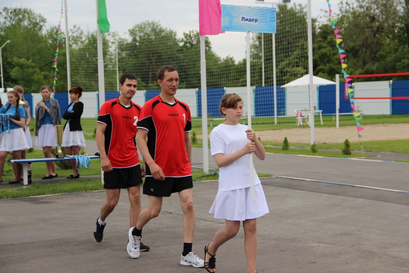 Пляжный волейбол в Татищево открыл сезон