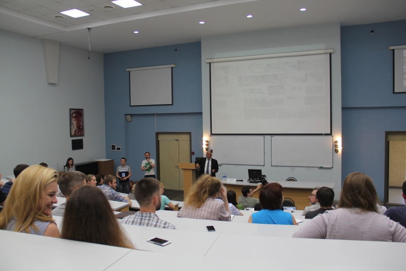 Куратор саратовской набережной: «Власть выражает себя с помощью пустоты»