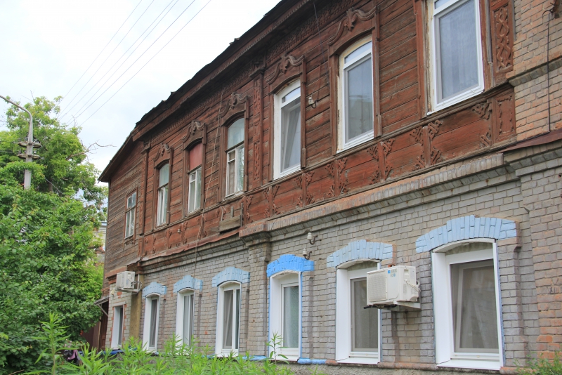 Волонтеры «Том Сойер Феста» ремонтируют дом в Саратове