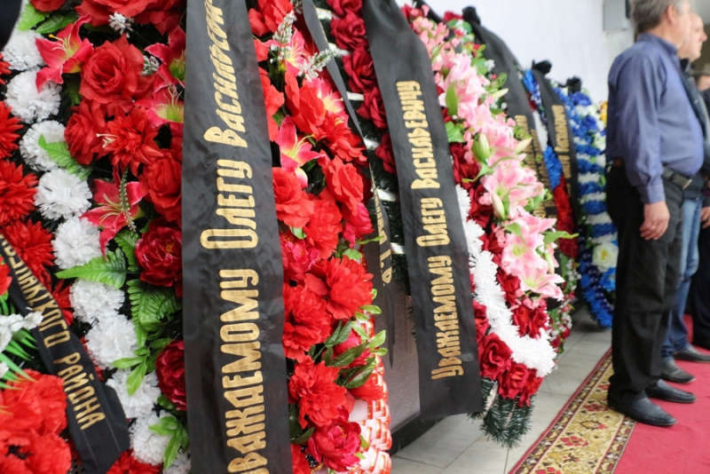 В Саратове прощаются с депутатом Госдумы Олегом Грищенко