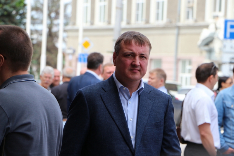 В Саратове прощаются с депутатом Госдумы Олегом Грищенко