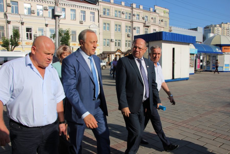 Валерий Радаев посмотрел, как идет реконструкция саратовского цирка