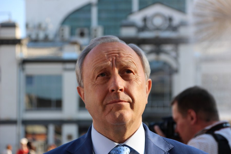 Валерий Радаев посмотрел, как идет реконструкция саратовского цирка