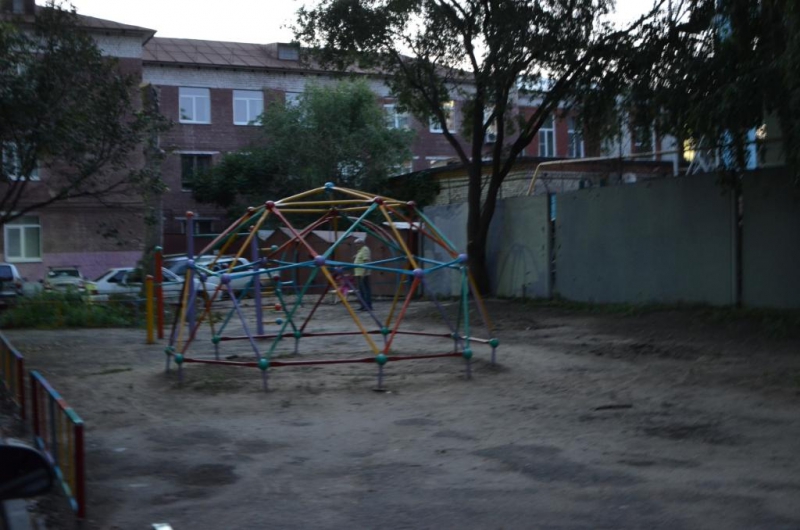 Глава Саратова проверил ремонт дворов