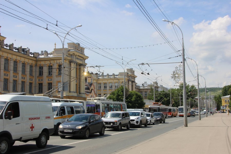В Саратове около часа не ходили 4 маршрута электротранспорта