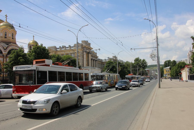 В Саратове около часа не ходили 4 маршрута электротранспорта