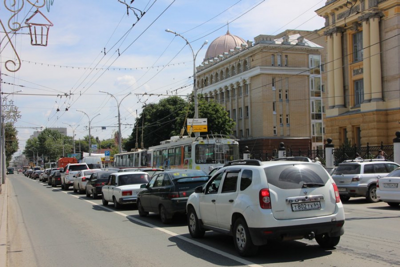 В Саратове около часа не ходили 4 маршрута электротранспорта