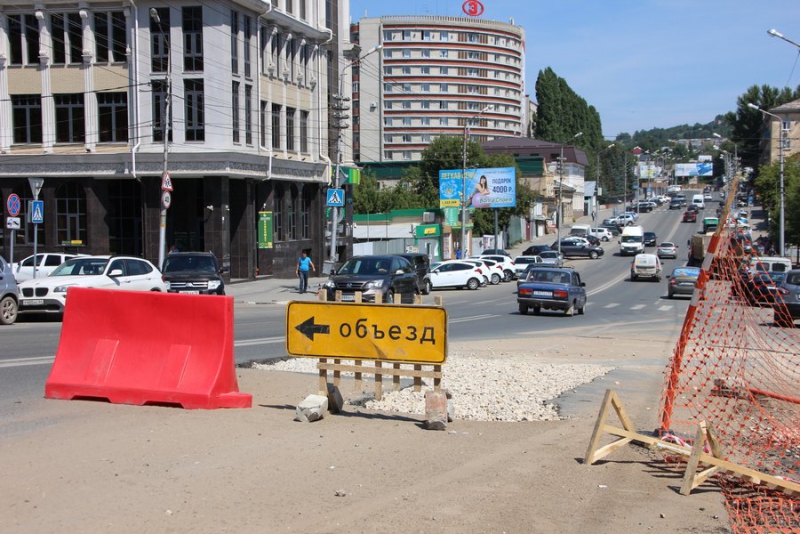 Места вскрышных работ на Радищева после «потопа» огородили и засыпали щебнем