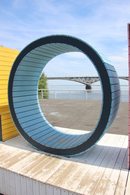 В Саратове продолжает ломаться стела «Я ДОМА»