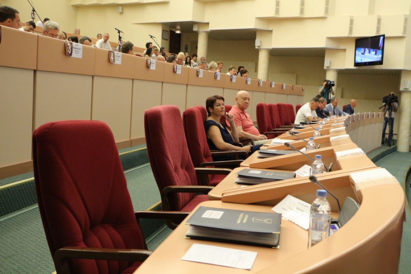 Мэрия Саратова получила право создать попечительский совет по похоронным делам