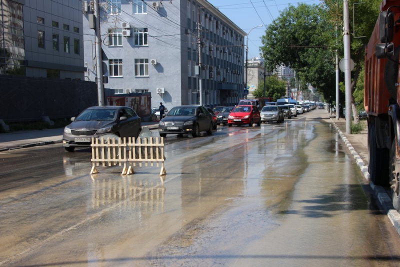 На Чернышевского произошла очередная коммунальная авария