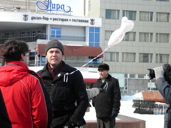 На митинге наблюдатели поделились впечатлениями о фальсификациях на выборах