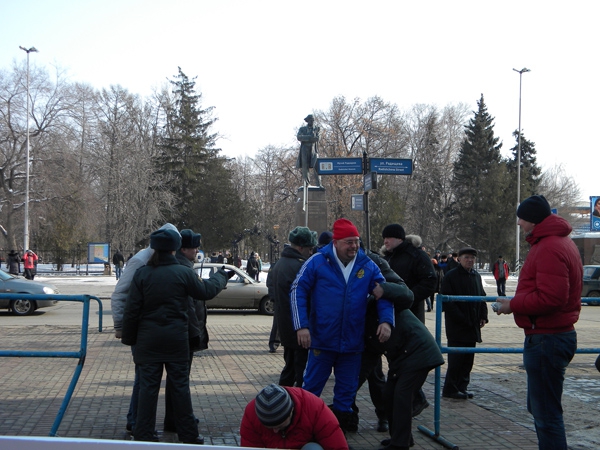 На митинге наблюдатели поделились впечатлениями о фальсификациях на выборах