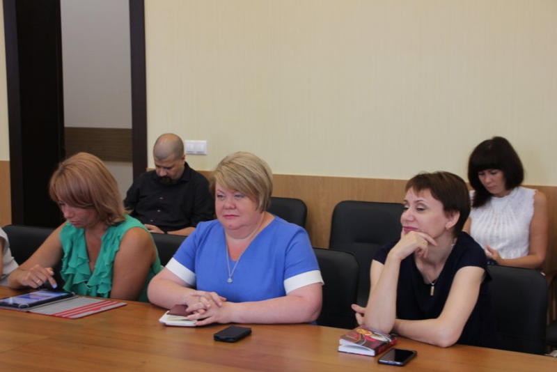 Вадим Рогожин: «Даже чиновника нужно давать как живого человека, а не как монумент держиморде»