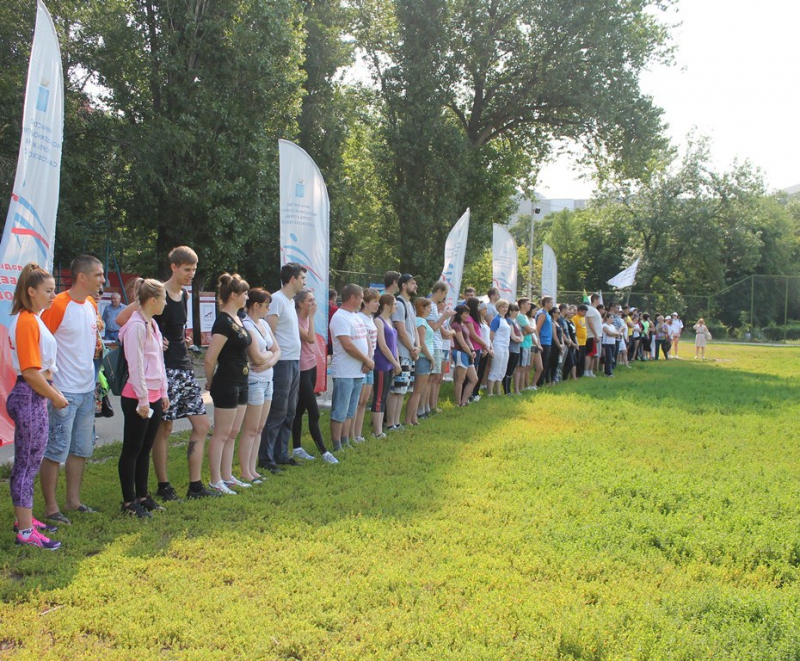 В Детском парке 150 медиков тренировались сдавать нормы ГТО